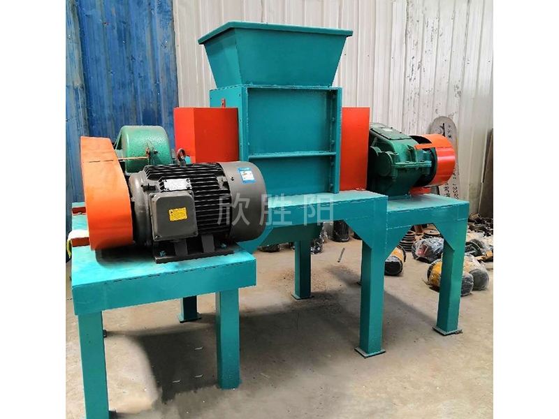 動(dòng)物油雙動(dòng)力破碎機(jī)